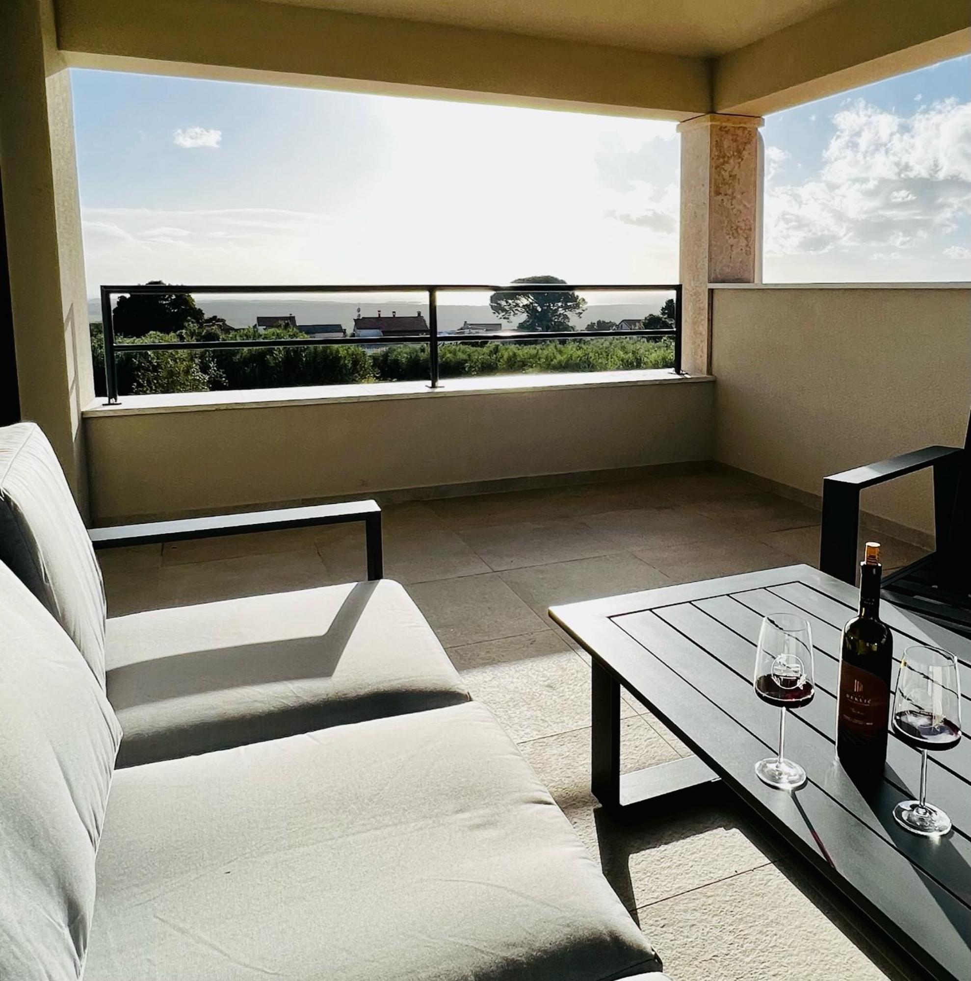 Villa Maslinik Kastelir Ngoại thất bức ảnh